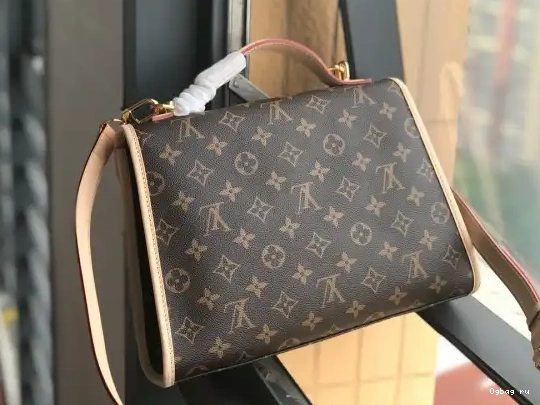 Louis Messenger Vuitton 0530